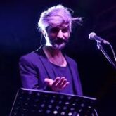 دانلود آهنگ Eteği Belinde