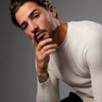 دانلود آهنگ Dünya Tek Biz İkimiz