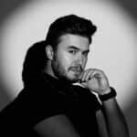 آهنگ سالینجاک از موستافا ججلی (نیگار موهاررم)